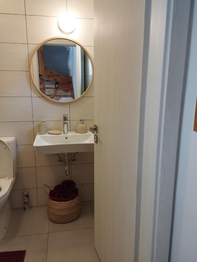 シグリゲットLiliomfa Apartmanアパートメント エクステリア 写真